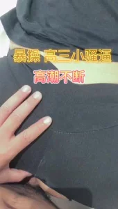 0810李八八越南约妹新来妹子试试手感5