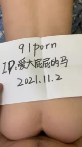 天美传媒原版TM0116我可爱的女儿