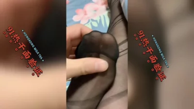 澡堂子内部员工偷拍几个奶子丰满皮肤白皙阴毛性感的妹子洗澡