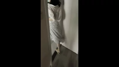 泰国多样探花双女道具自慰双飞纹身男黑色网袜炮击抽插口交舔弄轮着猛操