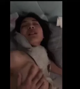 美女如云的思密达OL女厕偷拍个个身材好黑丝高跟逼毛性感诱人