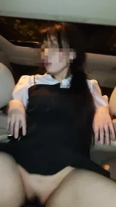 美少妇被冒牌导演忽悠在路边吃鸡巴受不了了回家打炮mp4